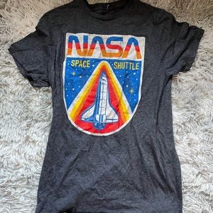 Nasa tee